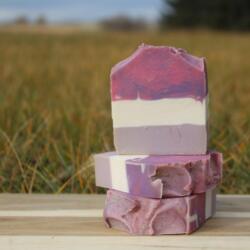 Whispering Wind Farms' Old Fashion Artisan Goat's Milk Soap- Brown Sugar and Fig